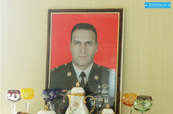 Milli Qəhrəmanın medalı oğluna verildi - FOTOLAR
